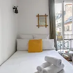 Rooftop Views Cosy Διαμέρισμα