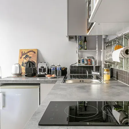 Charming In North Center