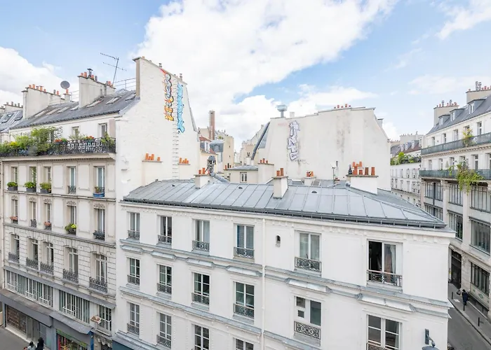 Rooftop Views Cosy *