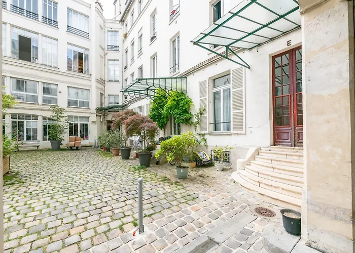 דירה Charming In North Center *