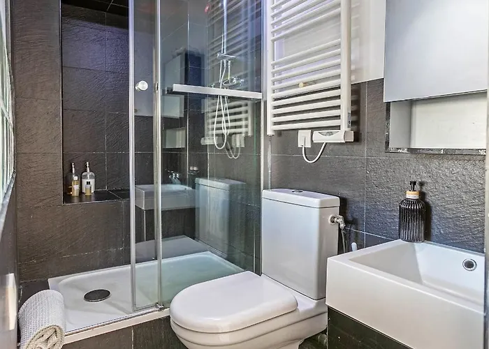 Charming In North Center Apartamento Paris